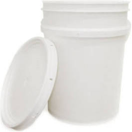 20 litre plastic bucket with lid